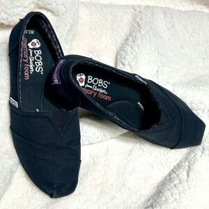 BOBS from Skechers Black Canvas Toms look-alike Women Shoes